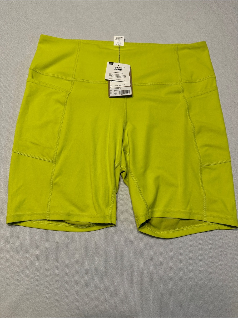 Patagonia Maipo Phosphorus Green Shorts 8 in with Side Pockets